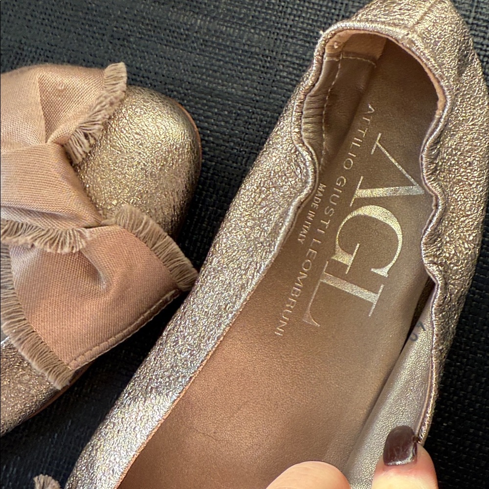AGL Metallic Gold Blush Ballet Flats with Satin Bow - New Size 40 (US 10) - Picture 6 of 6